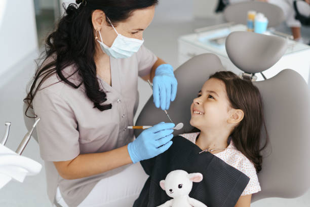 Best Emergency Tooth Extraction in Bear Valley Springs, CA
